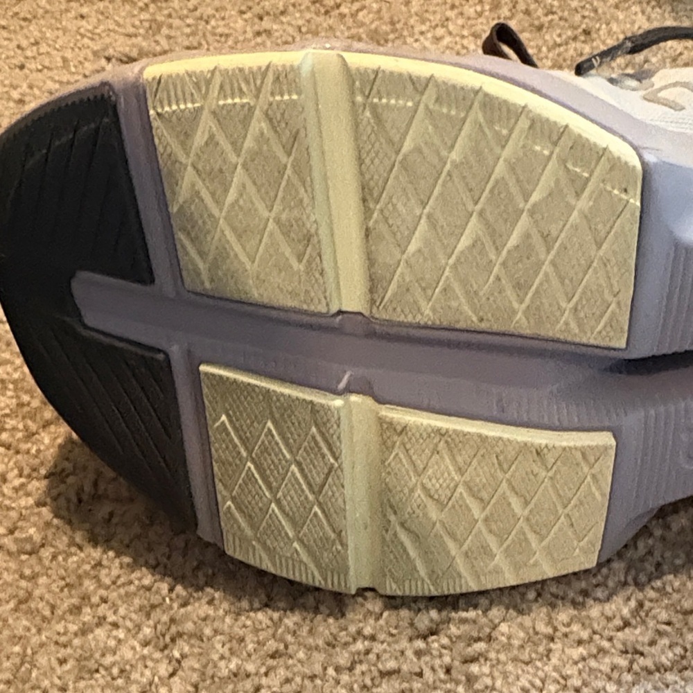 Women’s lavender on cloud pulse training Athletic Shoes - Picture 3 of 10